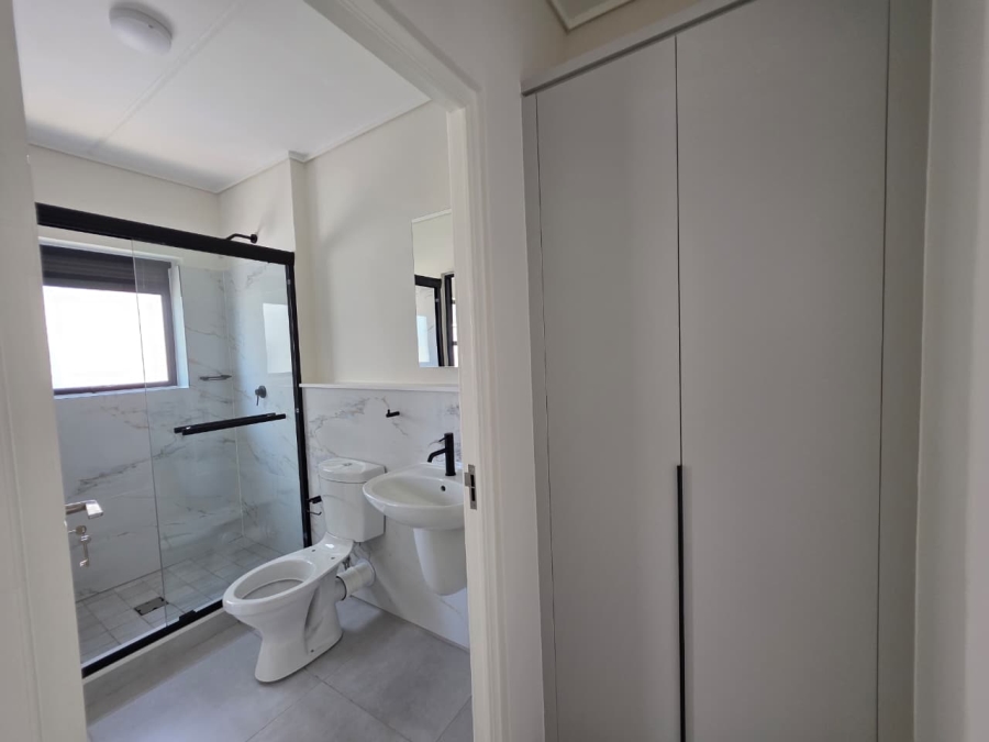 To Let 2 Bedroom Property for Rent in Sandown Western Cape